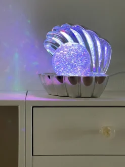 Muslingeskal Lampe i Sølv