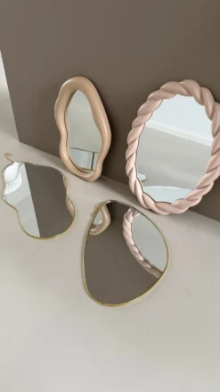Spejl METTA i Beige (21x29,6x3,4cm)