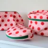 Toilettaske m. Prikker i Pink (21x14x14cm)